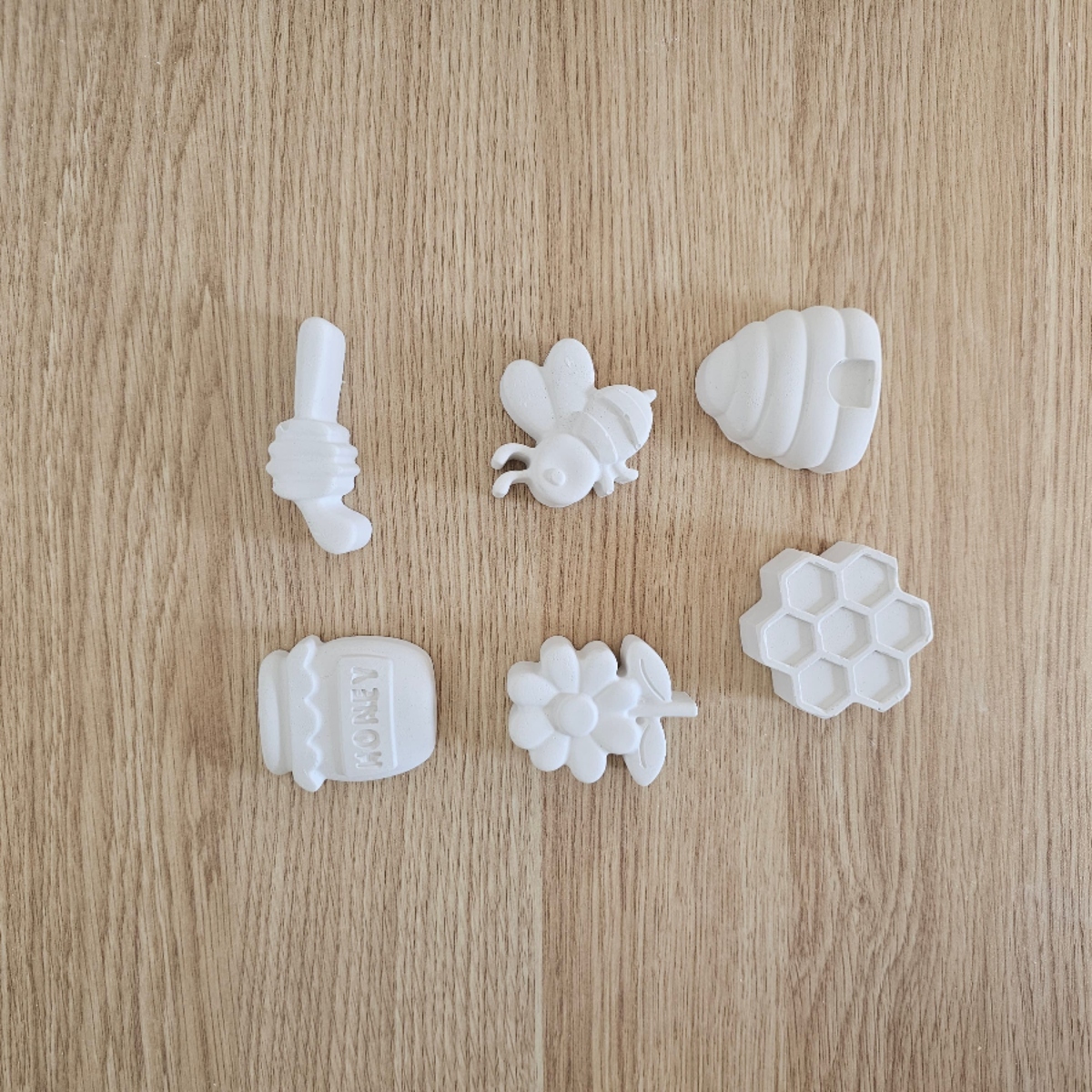 Paint-Your-Own Plaster Party Pack — image 4